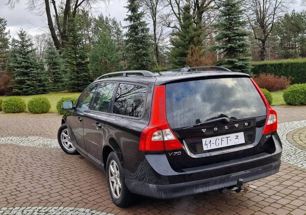 Volvo V70 cena 25777 przebieg: 235000, rok produkcji 2008 z Złoczew małe 277